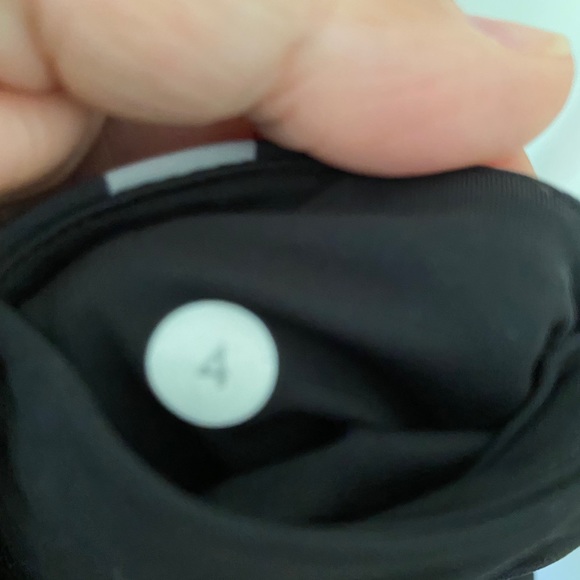 Lululemon crop leggings - Picture 6 of 7